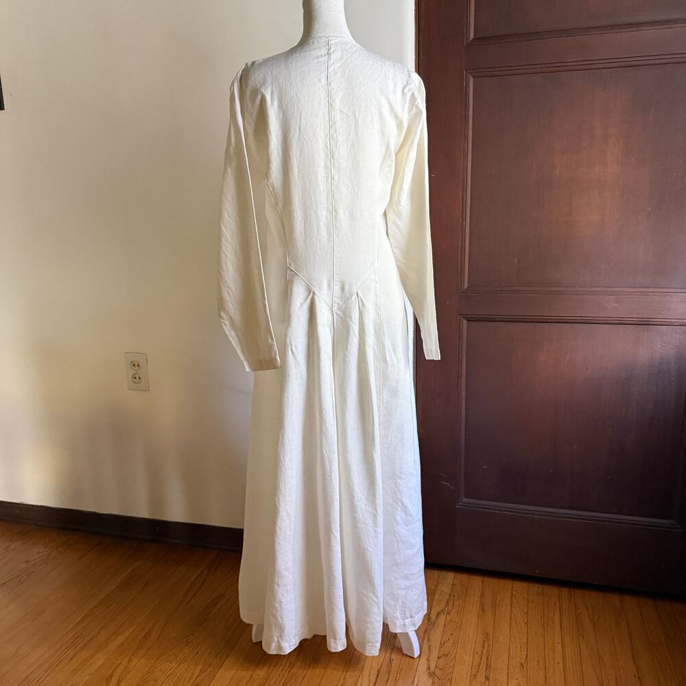 1970s Vintage NEIMAN MARCUS | Cream Linen Basque Waist Prairie Dress | Medium - Picture 2 of 9